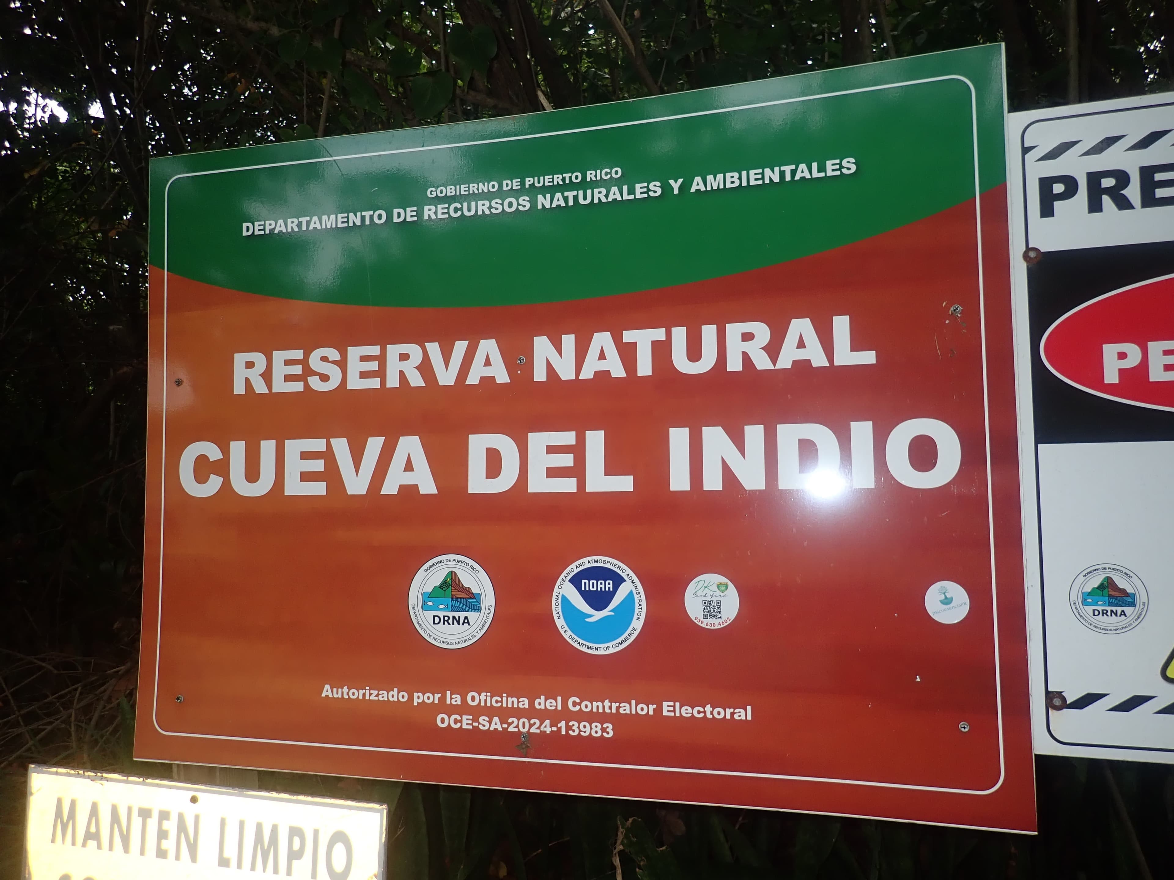 Reserva Natural Cueva del Indio sign